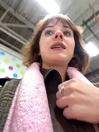 Only_April webcam model stream image