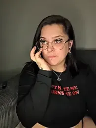 Saucy-Serenity webcam stripchat model stream image