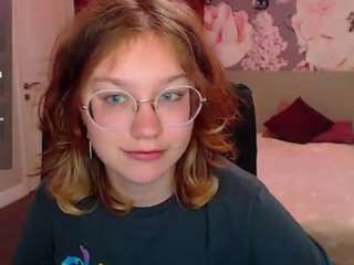 angelinalow webcam model stream image