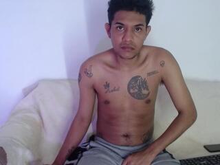 Emiliano Hott webcam model stream image