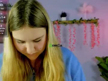 lily_glow webcam chaturbate model stream image