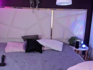 inndra-hot webcam model stream image