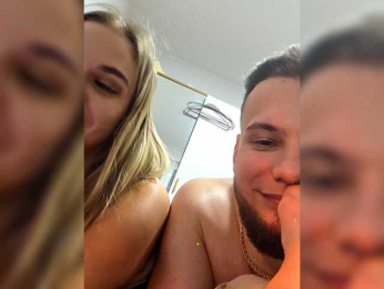 13Kris13 webcam model stream image