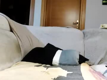 boy_aroundtheworld webcam chaturbate model stream image