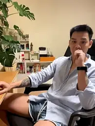 latava webcam model stream image