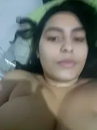 XandraF webcam model stream image