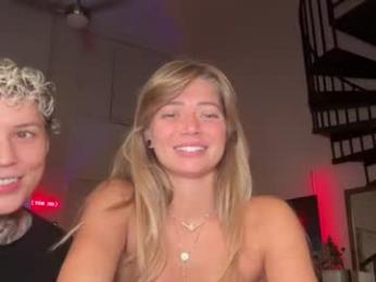 ashtonveil webcam model stream image
