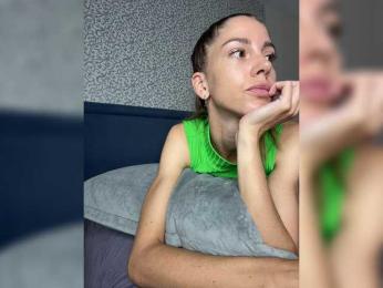 Kristi_Wolf webcam bongacams model stream image