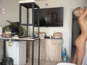 charming_melodii webcam model stream image