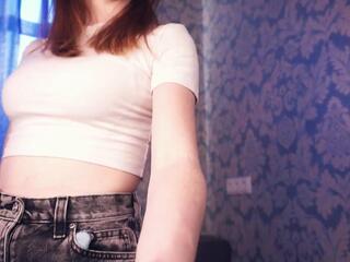 Linsey Storts webcam model stream image