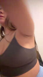 Jennifer_19_06 webcam model stream image