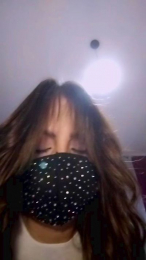 Akemy_room webcam model stream image