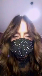 Akemy_room webcam model stream image