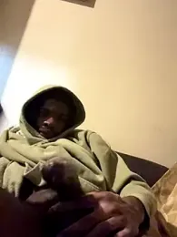 BigBDMari webcam stripchat model stream image