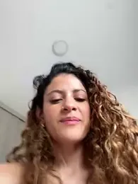 alana15 webcam model stream image