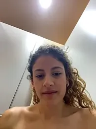 alana15 webcam model stream image