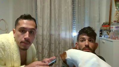 Joelyadam webcam model stream image