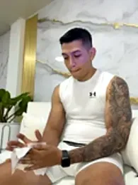 blackbullger_ webcam model stream image