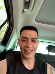 blackbullger_ webcam model stream image