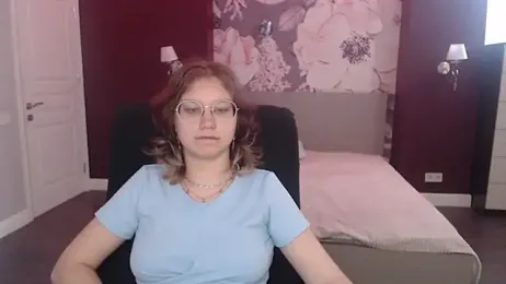 AngelinaLow webcam model stream image