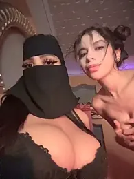 Queentaraf999 webcam model stream image