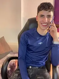 AdrianRinaldi webcam model stream image