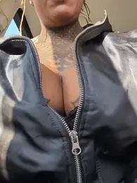 DarkDea webcam model stream image