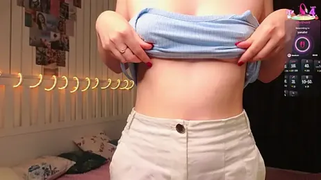 BeatrixCarIeton webcam model stream image