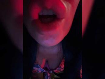 Lianae webcam model stream image