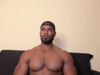 tayler_waka webcam model stream image