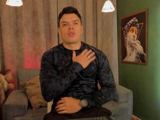 Yake Tyler webcam model stream image