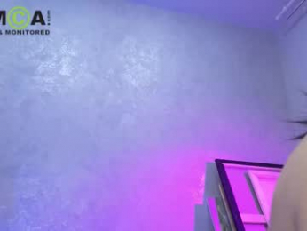 queenofwandss webcam model stream image