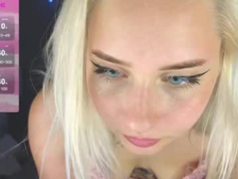 kittenmur webcam model stream image