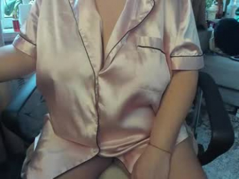 _alyssia_ webcam model stream image