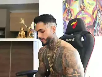 logan_hugh8 webcam model stream image