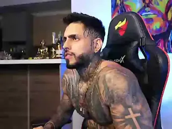 logan_hugh8 webcam model stream image