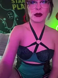 MiniMonroe webcam model stream image