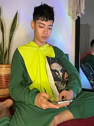 Lion_Boy18 webcam model stream image