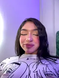 jenn_fit webcam model stream image