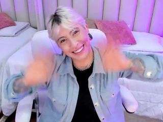 amyhouse webcam model stream image