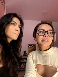 Dahian-peach webcam model stream image