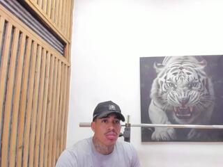 Drakee Hott webcam model stream image