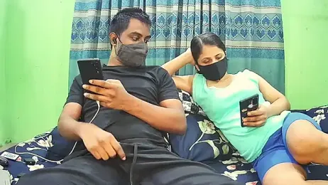 Younger_Couples webcam model stream image