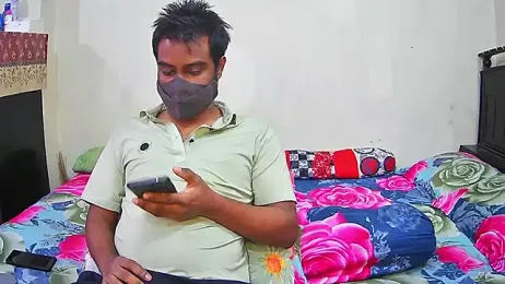 Younger_Couples webcam model stream image