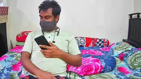 Younger_Couples webcam model stream image