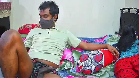 Younger_Couples webcam model stream image