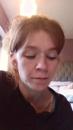 Housewife_Kirst webcam model stream image