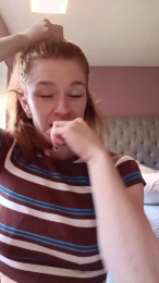 Housewife_Kirst webcam model stream image