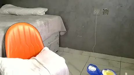 MthondoWeBanana webcam model stream image