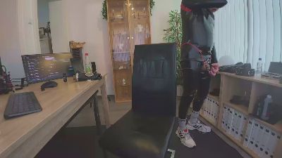 sau_rubber webcam model stream image